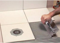 論貼瓷磚用傳統(tǒng)水泥好？還是用瓷磚膠好？